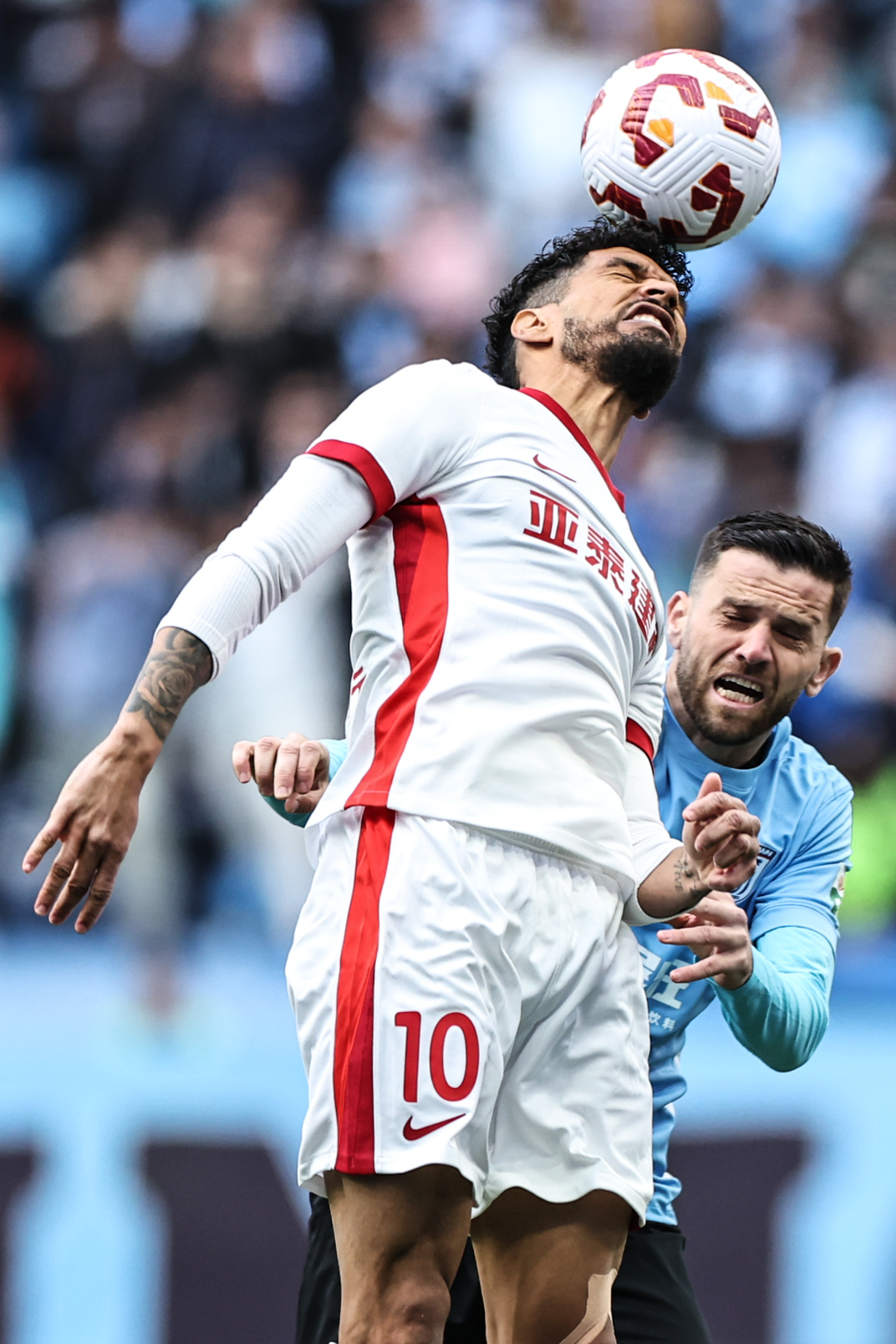 关于英超国际比赛日再迎强敌;波尔图止住颓势;主帅态度——引发热议;控场能力受关注的信息 关于英超国际比赛日再迎强敌;波尔图止住颓势;主帅态度——引发热议;控场能力受关注的信息